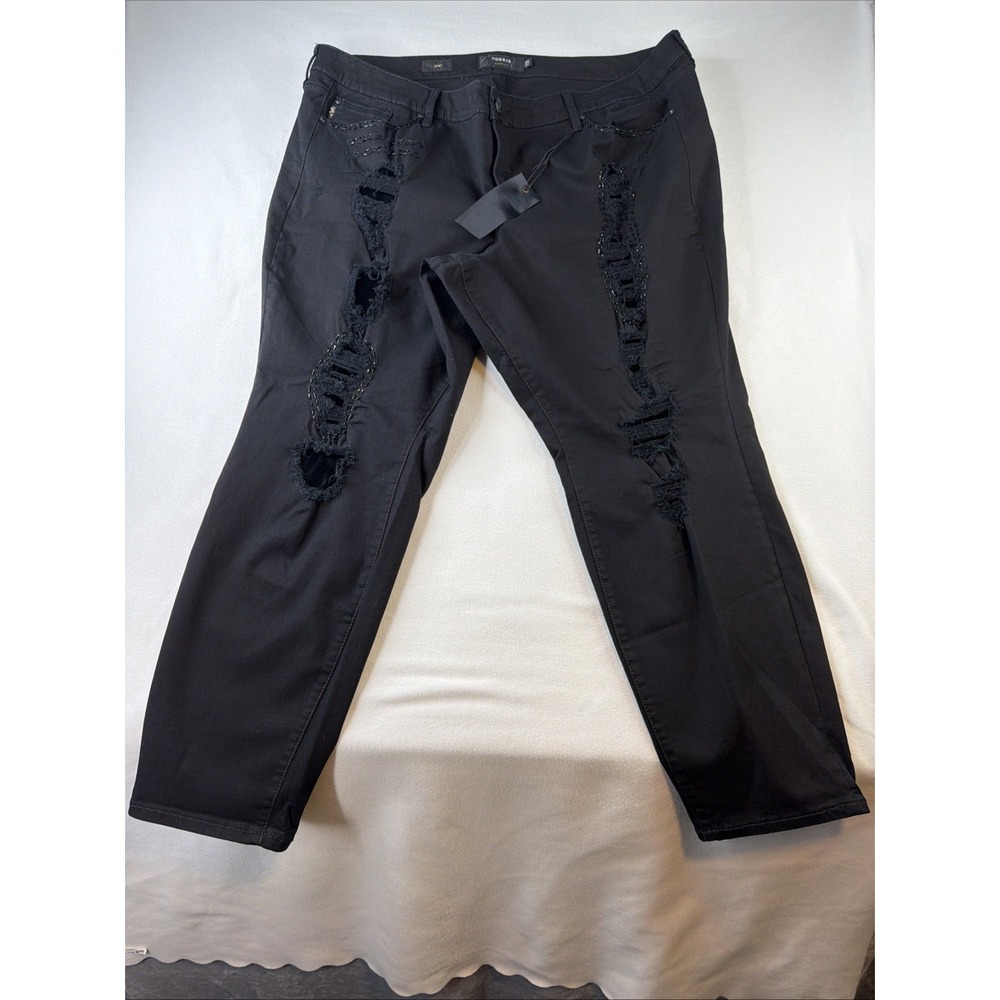 New with tags Torrid Premium women's skinny jeans in size 26.